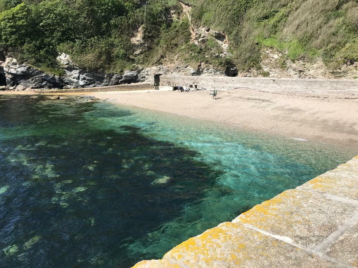Starfish Cottage- Private Beach Access- Dog Friendly Charlestown  Exterior photo